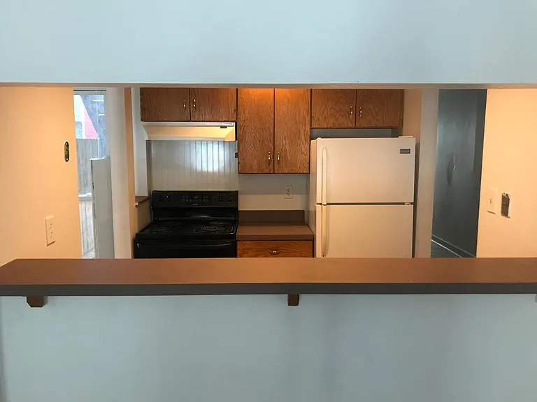 8 S Harrison St #1 — Photo 4