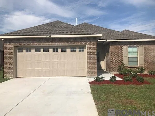 3 bed, 1463 sqft, $1,850 — Photo 1