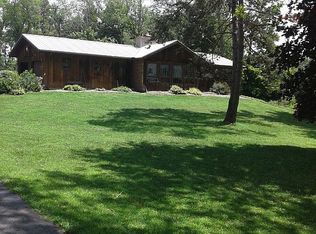 13213 N Red Bud Trl, Buchanan, MI 49107