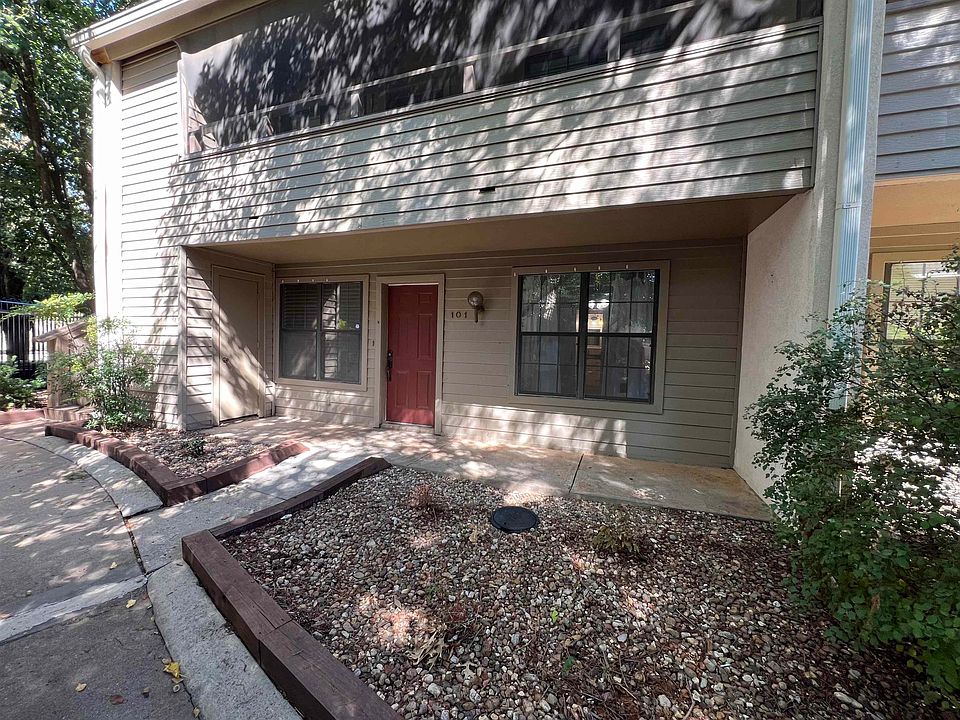 1st image of 11120 N Stratford Dr Unit 101