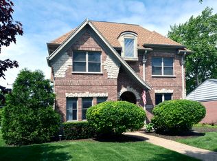 1102 N Chestnut Ave, Arlington Heights, IL