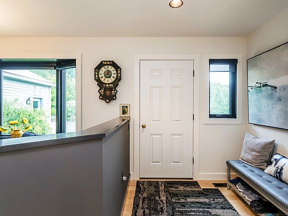 17 Juniper Meadow Road