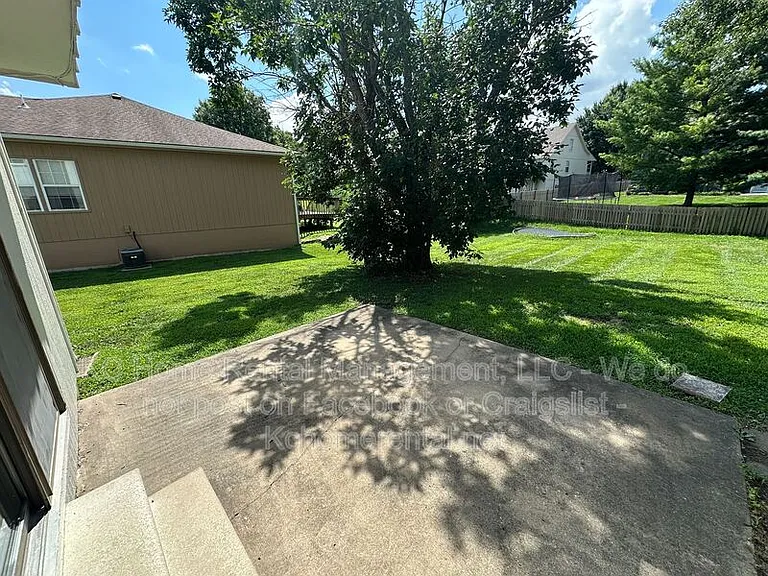 3870 SW Harbor Dr — Photo 34