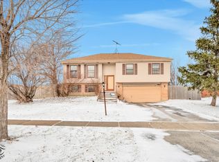 7960 W Frankfort Square Rd, Frankfort, IL 60423