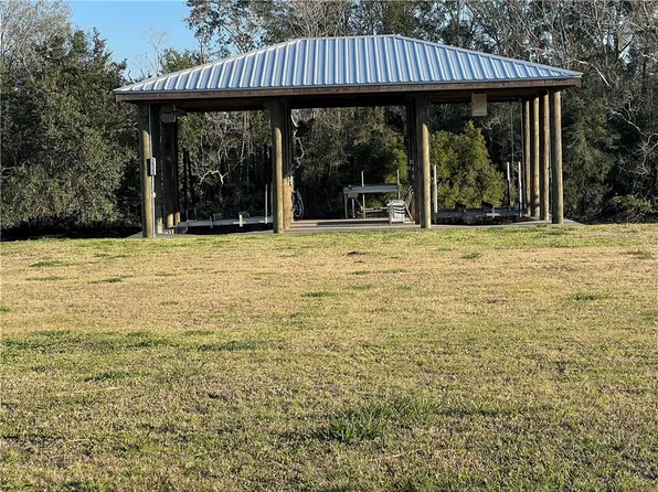 2305 Fort Beauregard Blvd, Saint Bernard, LA 70085