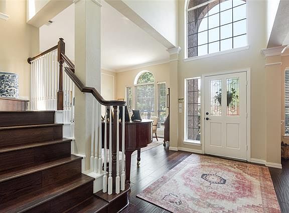 3rd image of 1413 Pebble Creek Dr