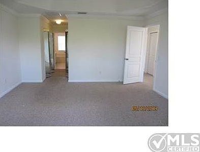 4th image of 5457 Queenship Ct