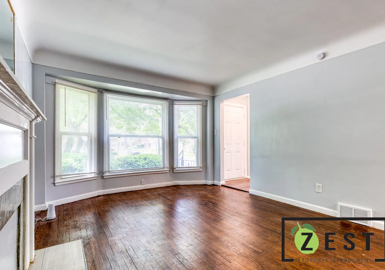 Amazing 3bed 1bath Brick Bungalow — Photo 4