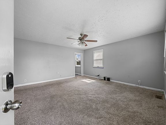 4th image of 167 Plum St