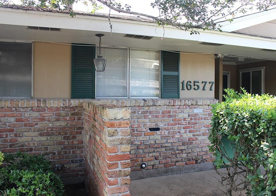 1st image of 16577 El Camino Real