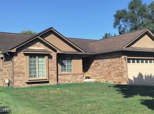 31621 Mary Ann Dr, Warren, MI