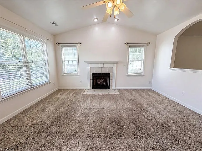 4532 Lasley Dr — Photo 7