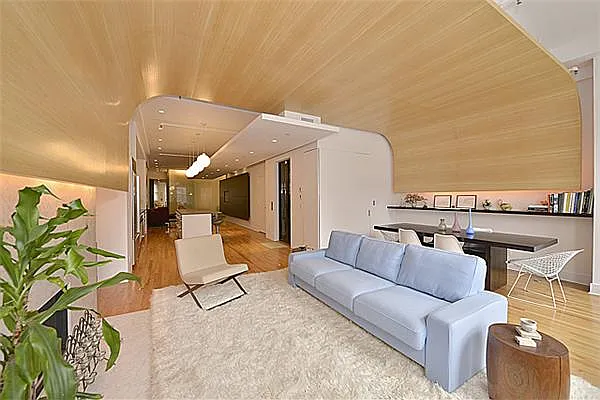 Sold by Prime Manhattan | media 1