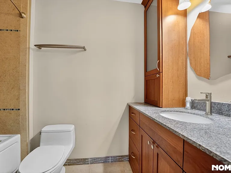 8433 Sawtooth Ln — Photo 13