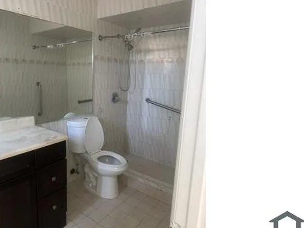 18706 NW 78th Pl, Hialeah, FL 33015