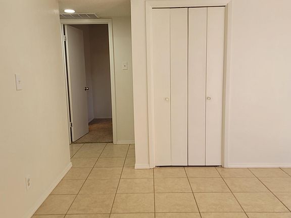 2nd image of 1111 N Washington Ave #C