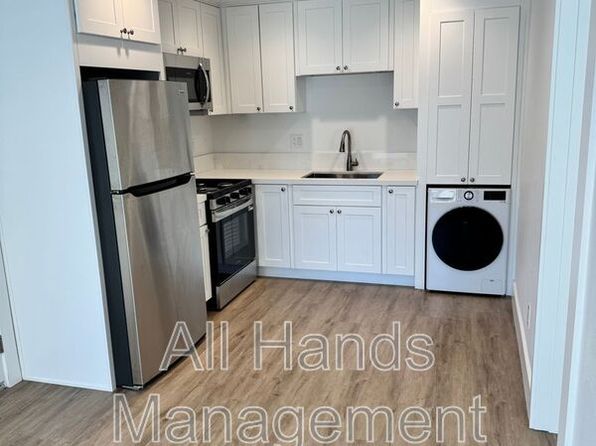 231 Loma Ave Unit 18