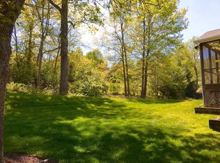 1548 Dietrich Ridge Dr, Ballwin, MO 63021