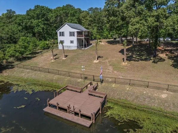 363 Legend Ct, Santee, SC 29142