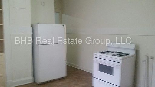 4th image of 78 Schiller St
