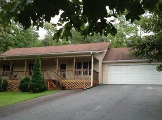 125 Twin Branch Ct, Demorest, GA 30535