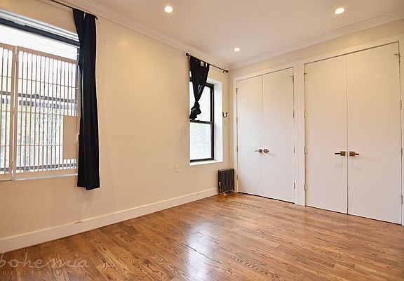 4th image of 555 W 151st St #27A