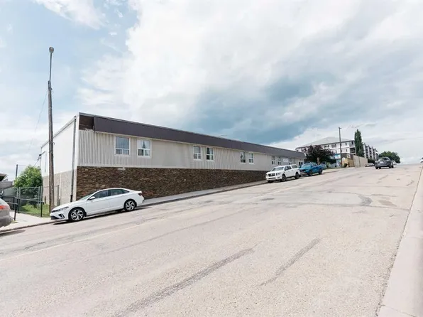 4940 49th St No 3 Or 13, Rocky Mountain House, AB T4T 1C2