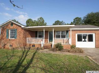 15893 Dupree Dr, Athens, AL 35614