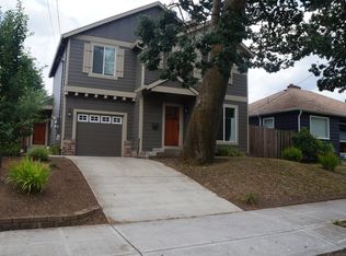 326 NE Stafford St UNIT A, Portland, OR 97211