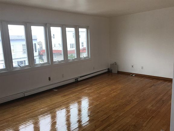 4th image of 6902 Madison St #2