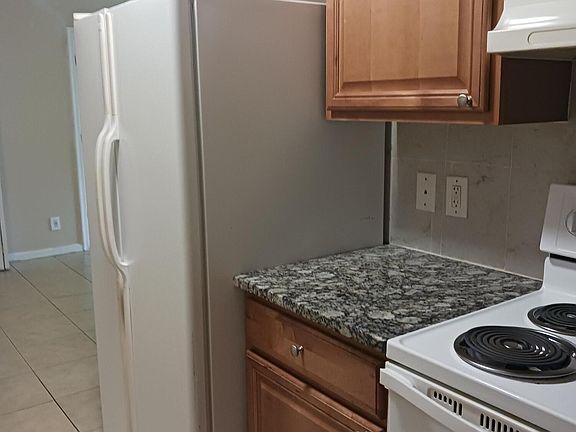 4th image of 5030 Sanctuary Way #D