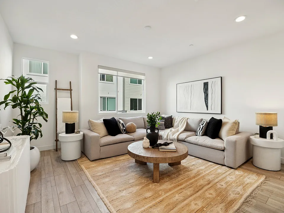 172 Uptown Cir #1