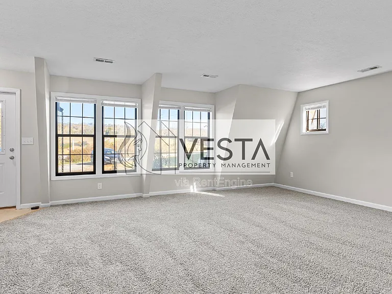 588 Ray Hill Rd #D — Photo 44
