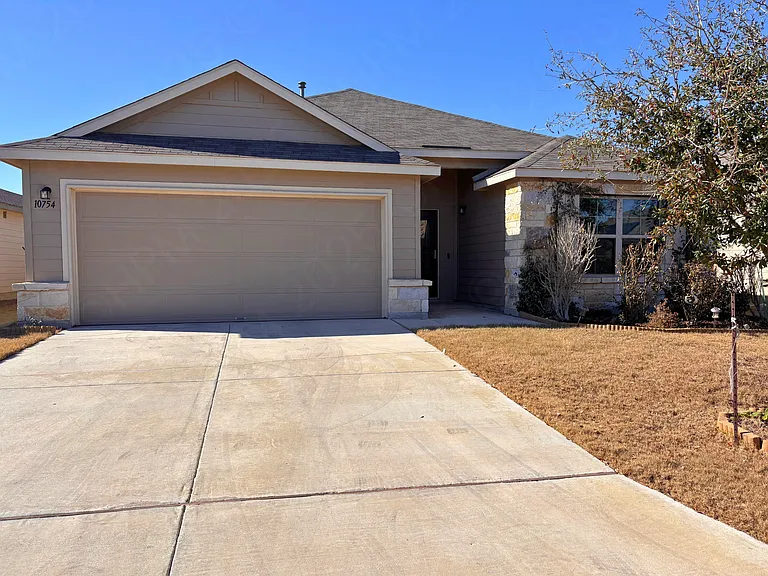 10754 Francisco Way — Photo 1