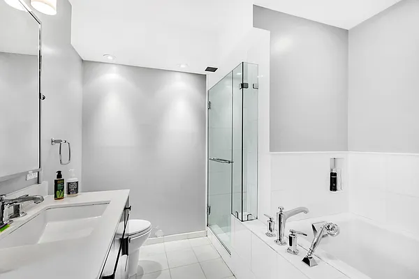 Rented by Douglas Elliman | media 8