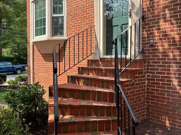 2133 N Lincoln St, Arlington, VA 22207