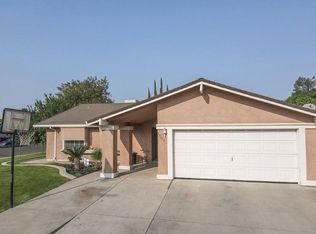 1007 Orchard Way, Livingston, CA 95334