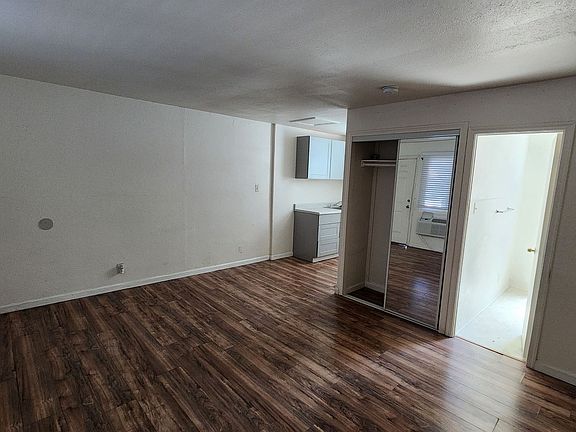 4th image of 311 N 16th St #5