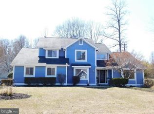 15402 Weldin Dr, Woodbridge, VA 22193