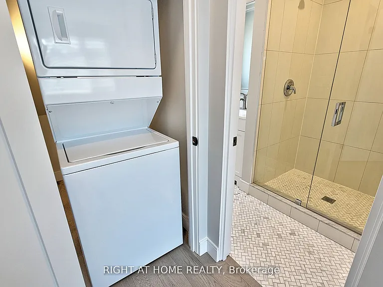 131 Brock Ave #4 — Photo 10