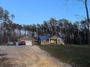 6596 S Blue River Church Rd, Salem, IN 47167