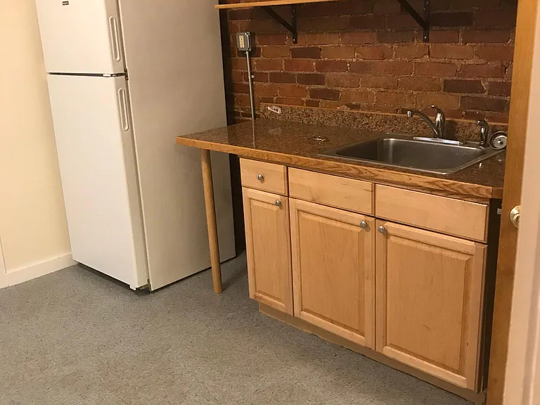 48 Plymouth St #1 — Photo 7