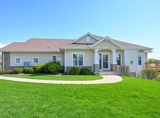 S70W15865 Princeton Ct, Muskego, WI 53150