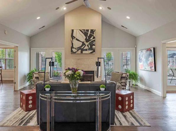Aspen Pines Apartment Homes | 1700 Aspen Pines Dr, Newport, KY