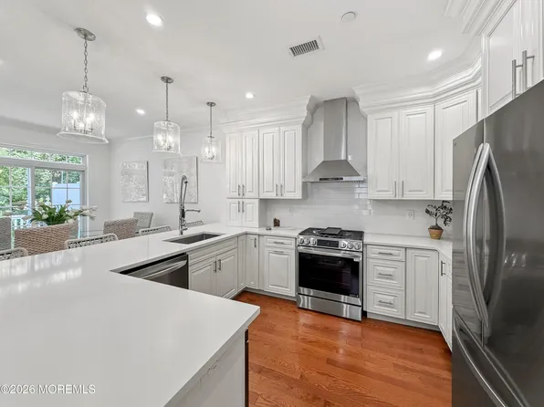 6 Cottrell Court, Old Bridge, NJ 08857