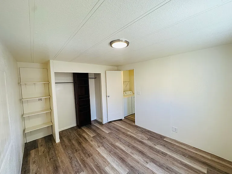 45 Coleman Ln #122 — Photo 3