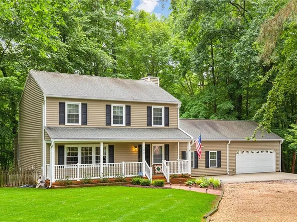 105 Stavenger Ct, Williamsburg, VA 23188