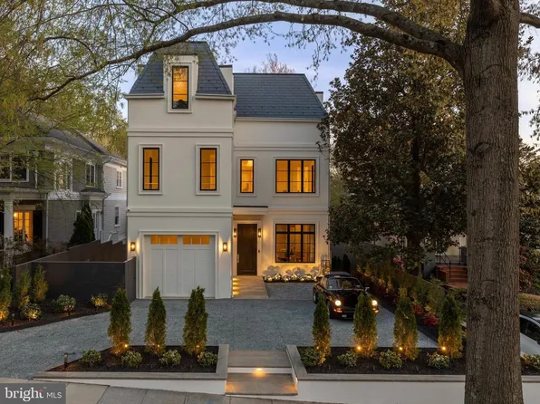 5122 Cathedral Ave NW, Washington, DC 20016