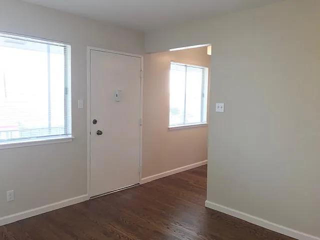 1296 Laurel St #6 — Photo 7