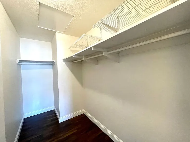 3935 Oregon St #4 — Photo 15